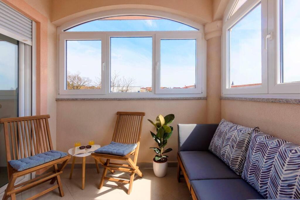 Cozy Apartment With Private Parking Medolino Esterno foto