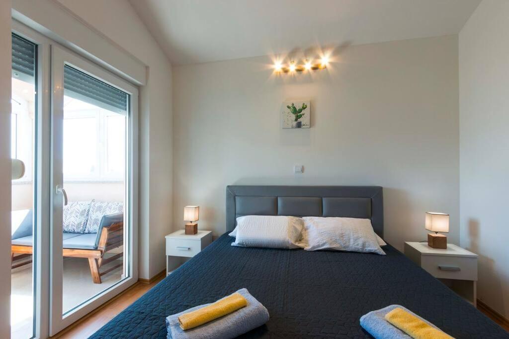 Cozy Apartment With Private Parking Medolino Esterno foto
